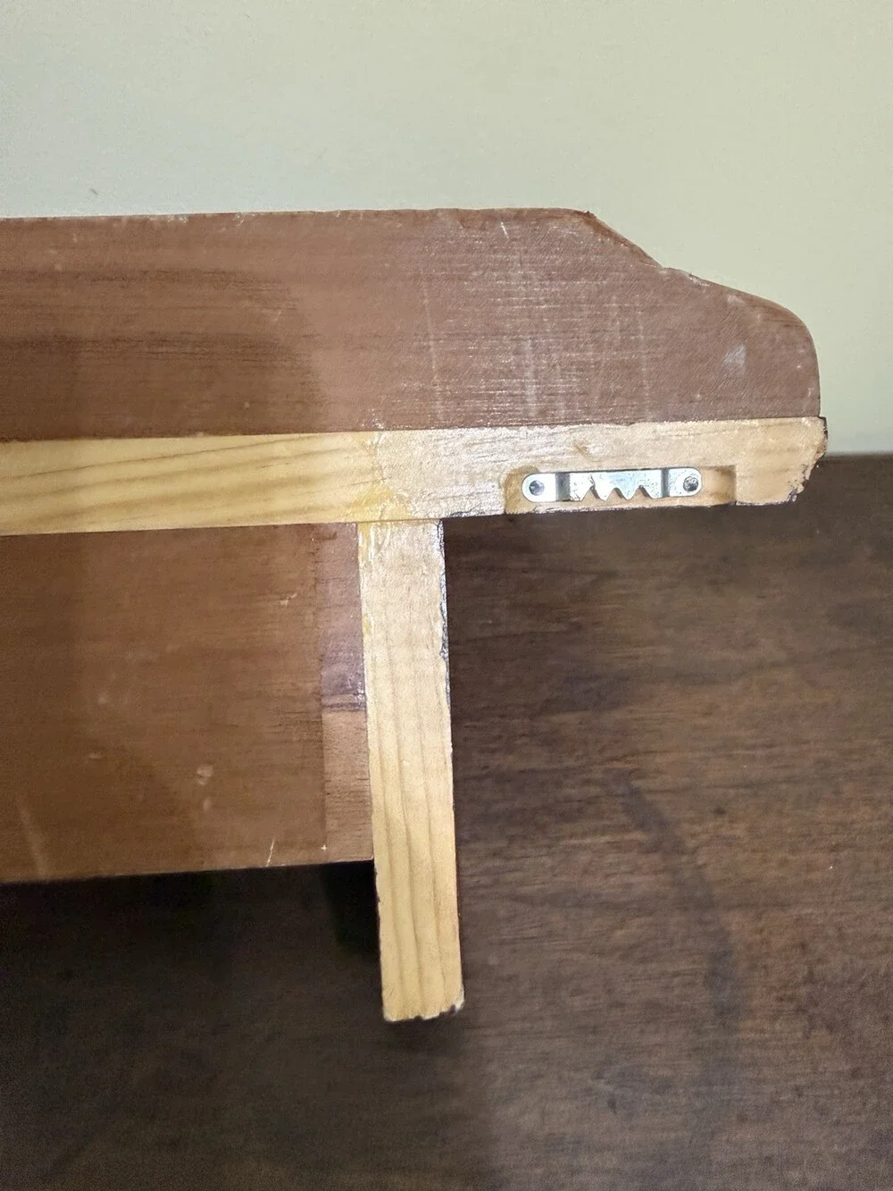 Vintage Wood Wall Shelf Plate Ledge 2 Peg Hooks Two-Tone Country Farmhouse 19